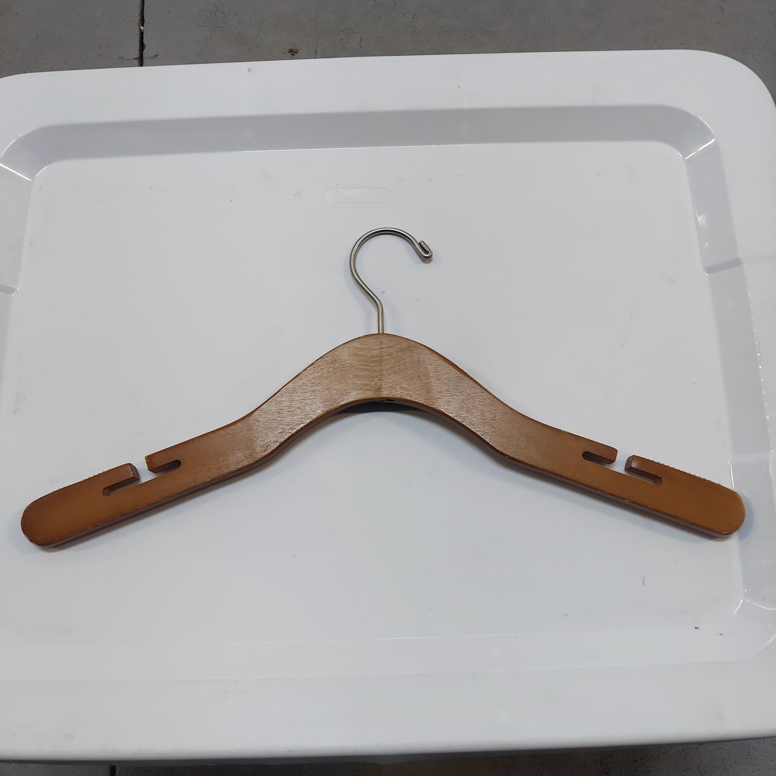 Lot of 84 Premium Wooden Clothes Hangers Non-Slip Strap Grooves & Swivel Hooks