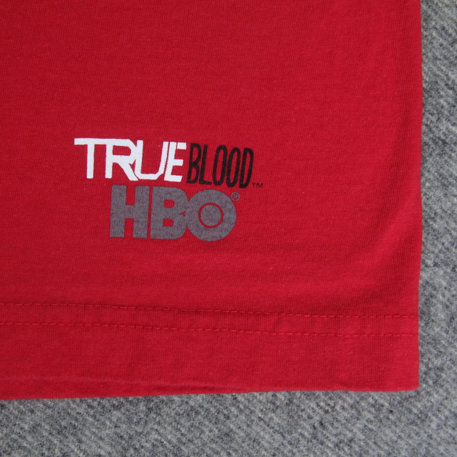 HBO True Blood T Shirt XL VTG 2010 Fangtasia Vampire Bar Horror TV Series Promo