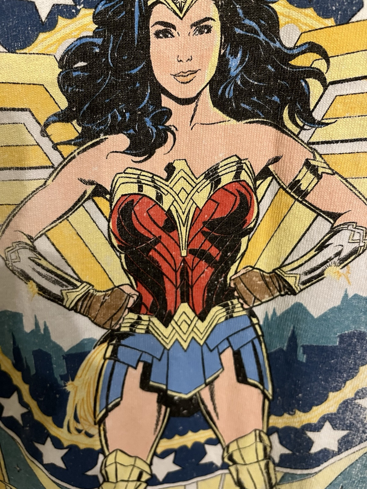 Delta Pro Weight Vintage, Men’s Large WW84 Wonder Woman White T-Shirt. Unisex
